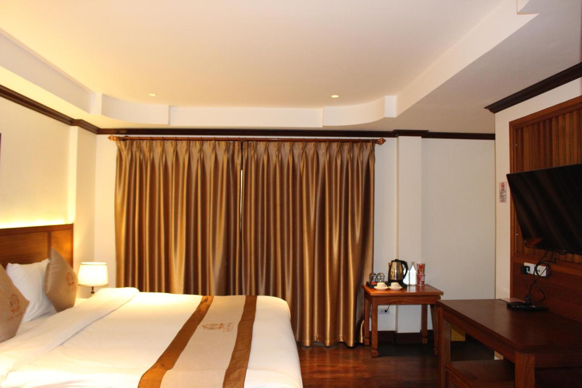 Lux Hotel หลวงพระบาง ภายนอก รูปภาพ